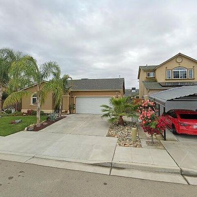 13033 Aspen St, Parlier, CA 93648