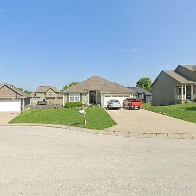 1304 Nw Honeylocust Ct, Grain Valley, MO 64029