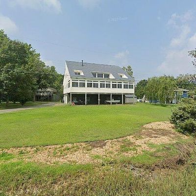 1305 Dandy Loop Rd, Yorktown, VA 23692