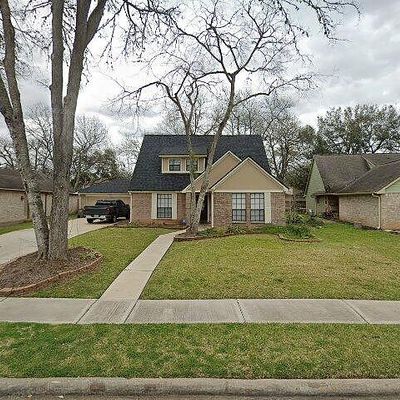 1306 Carriage Dr, Richmond, TX 77406