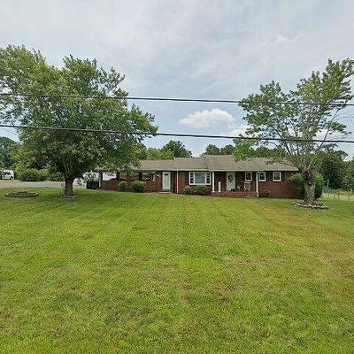 1308 Old Hollow Rd, Winston Salem, NC 27105