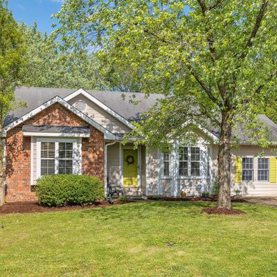 131 Agee Cir E, Hendersonville, TN 37075