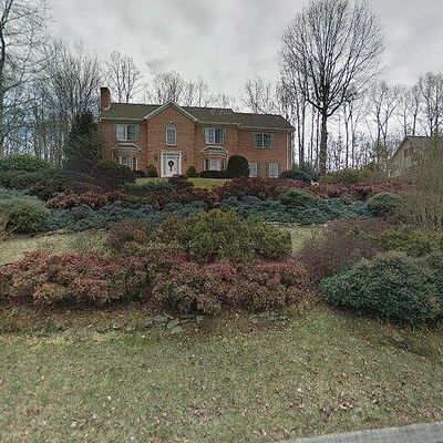 131 Whippoorwill Dr, Oak Ridge, TN 37830