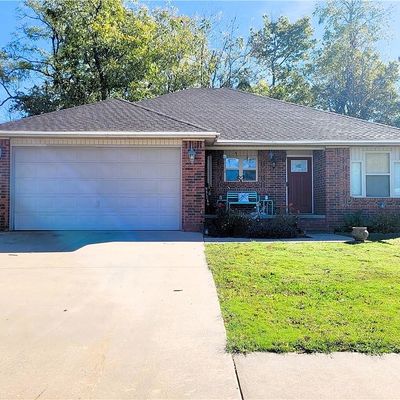 1312 Love Ln, Gentry, AR 72734