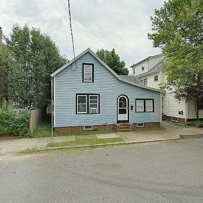 132 Fisk St, Providence, RI 02905