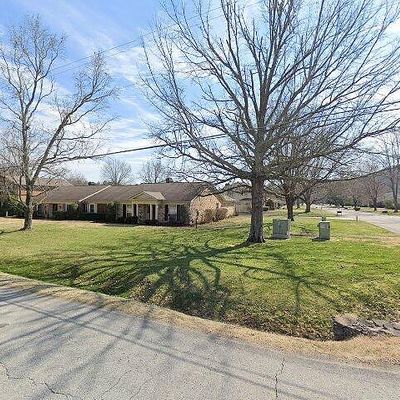 134 Boxwood Dr, Franklin, TN 37069