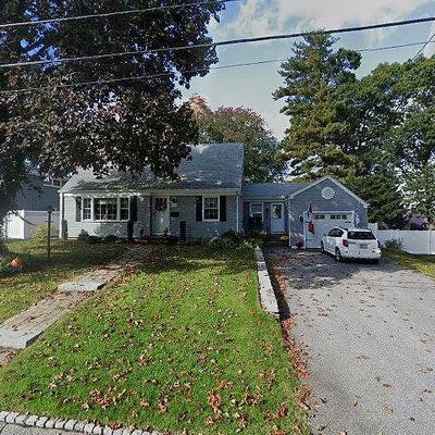 134 Sagamore Rd, Cranston, RI 02920