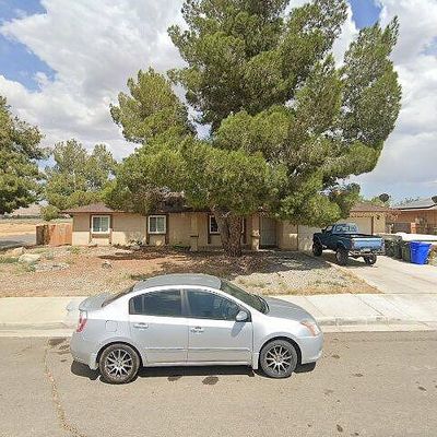 13493 Mesquite Rd, Apple Valley, CA 92308