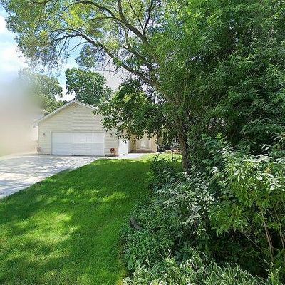 13632 Spring Lake Rd, Minnetonka, MN 55345