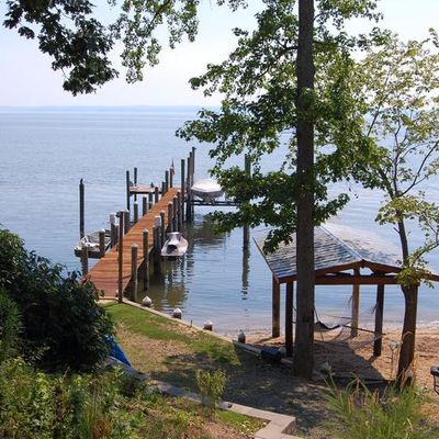 1365 Liverpool Point Rd, Nanjemoy, MD 20662