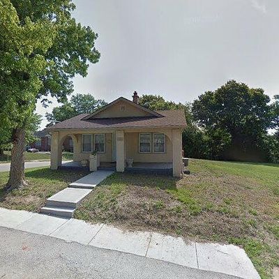 137 High St, Liberty, MO 64068