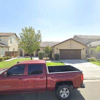 1376 Linda Mesa Dr, Madera, CA 93638