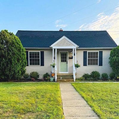 138 Ridgeway St, Fredericksburg, VA 22401