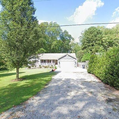 138 Old Church Rd, Williamsburg, VA 23188