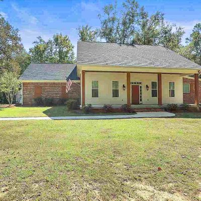 1398 Monterey Rd, Florence, MS 39073