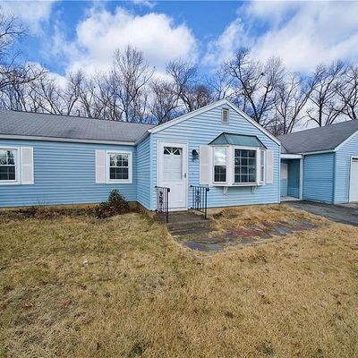 14 Enfield St, Windsor Locks, CT 06096