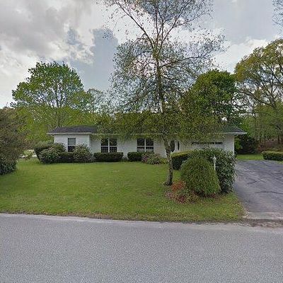 14 Sherwood Dr, Westerly, RI 02891