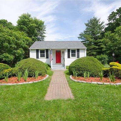 14 Stanton Rd, Clinton, CT 06413