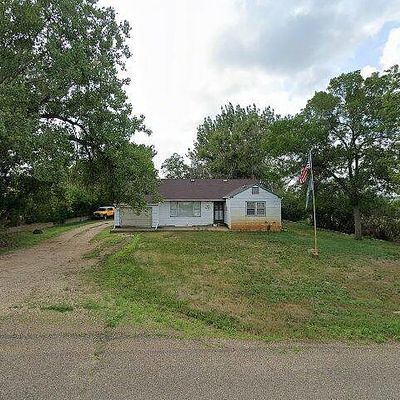 1402 Main S, Dickinson, ND 58601