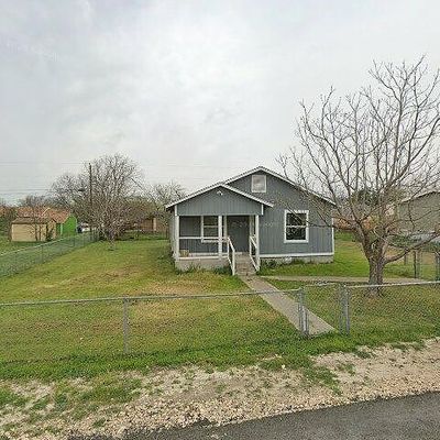 117 Beck St, Florence, TX 76527