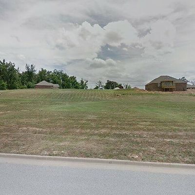 119 Cowans St, Lowell, AR 72745