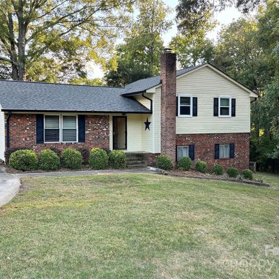 1190 Duchess Dr, Mount Pleasant, NC 28124