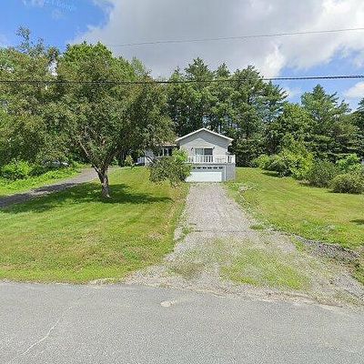 12 Jefferson Ave, Newport, NH 03773