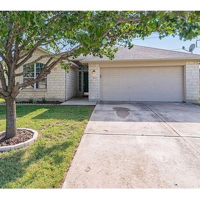 1203 Ridgewood Dr, Leander, TX 78641