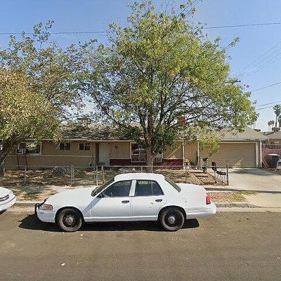 1206 Fernot Way, Hanford, CA 93230