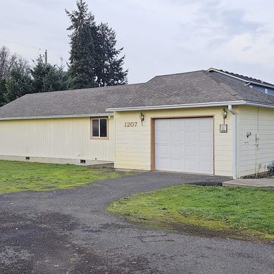 1207 43 Rd Ave, Sweet Home, OR 97386