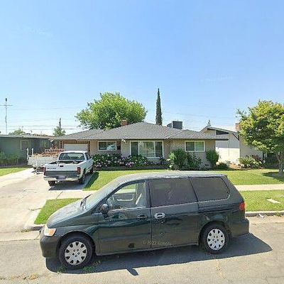 1209 W Andrews Ave, Fresno, CA 93705