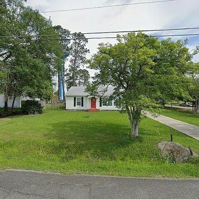 121 Powell Dr, Omega, GA 31775