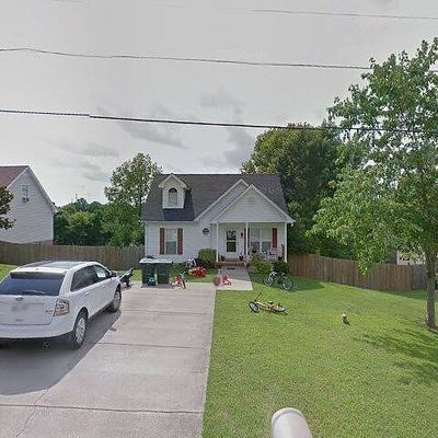 1214 Langwood Ct, Gallatin, TN 37066