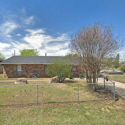 1215 N Francis St, Ada, OK 74820