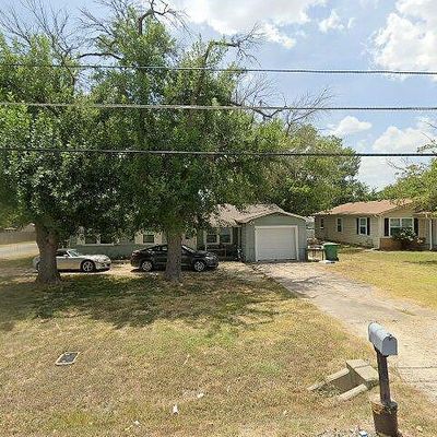 1215 S Old Robinson Rd, Robinson, TX 76706