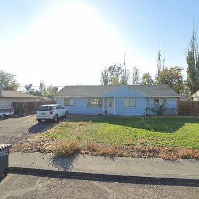 1224 Mitchell Ave, Moses Lake, WA 98837