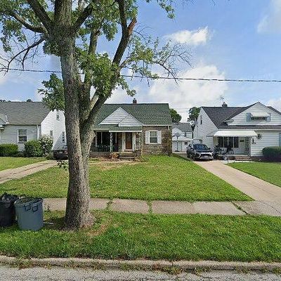 12325 Shady Oak Blvd, Cleveland, OH 44125