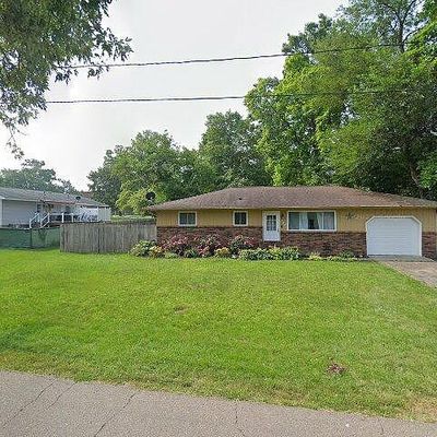 124 E Edgar Bergen Blvd, Decatur, MI 49045