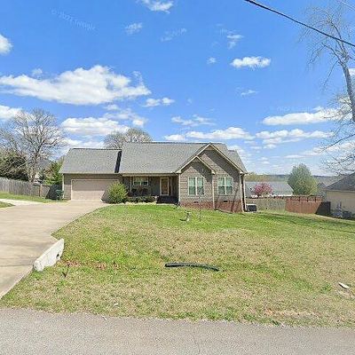 124 Laken Ln, Dickson, TN 37055