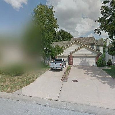 12438 W 105 Th Ter, Lenexa, KS 66215