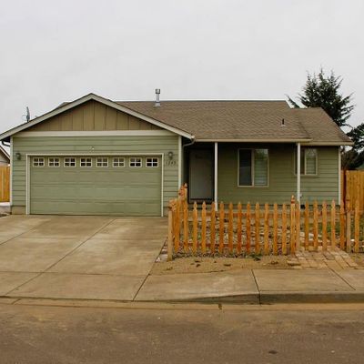 1249 41 St Ave, Sweet Home, OR 97386