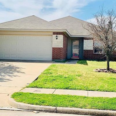 1516 Sturgeon Trl, Krum, TX 76249