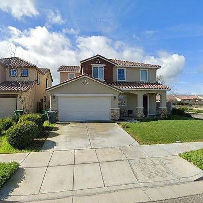 1537 Mayweed Dr, Los Banos, CA 93635