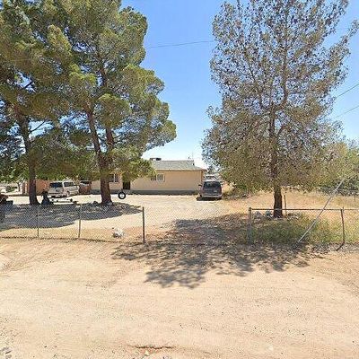 15675 Muscatel St, Hesperia, CA 92345