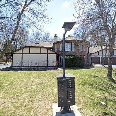 15688 Sussex Dr, Minnetonka, MN 55345