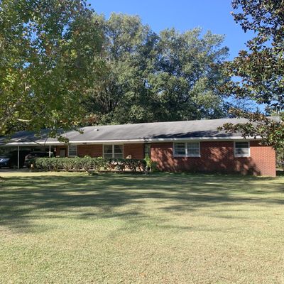 159 Oak Crest Cir, West Point, MS 39773