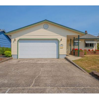 1590 Astor Way, Woodburn, OR 97071