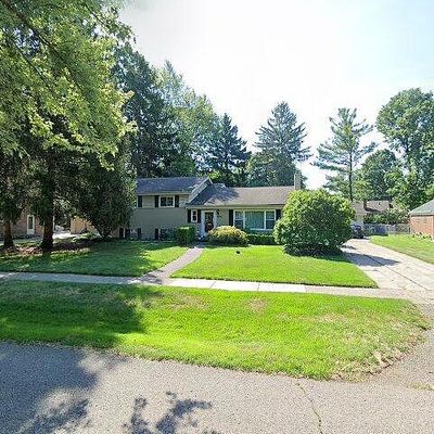 15975 Amherst Ave, Beverly Hills, MI 48025