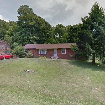 16 Binks Dr, Clarksville, TN 37042