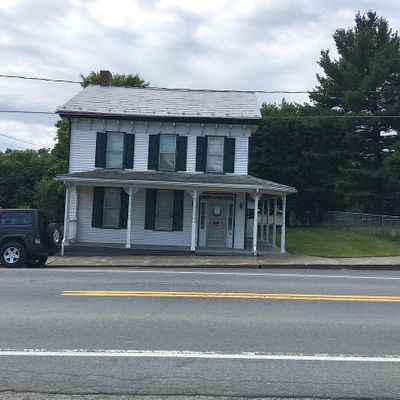 16 E Main St, Newburg, PA 17240